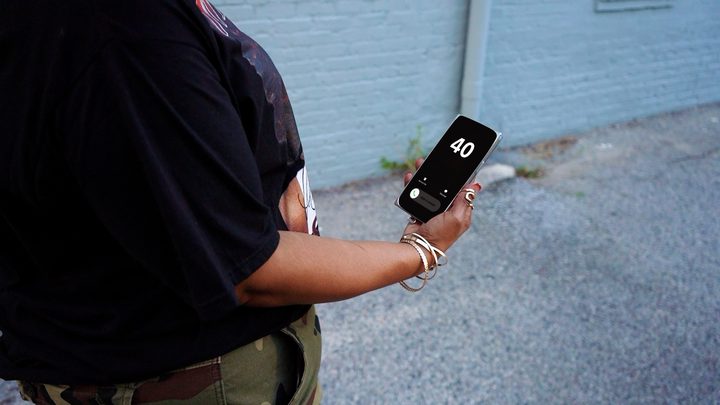 A phone screen reading 40
